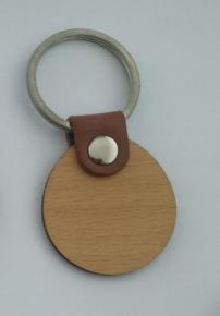 Customized  RFID wooden keychain keyfob hotel tag